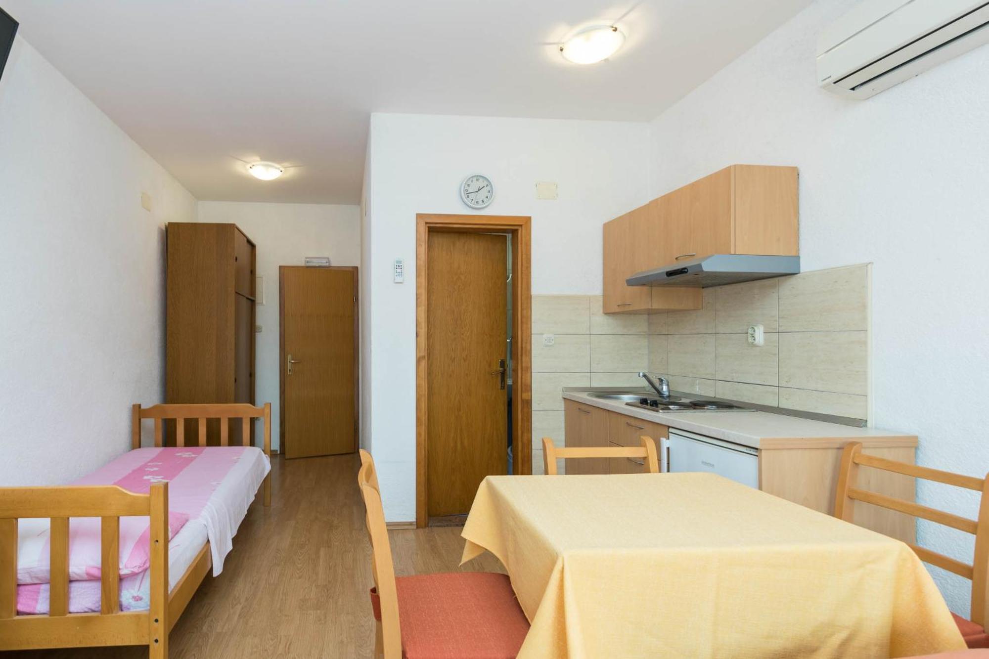 Apartments Cipetic Kaštela 외부 사진